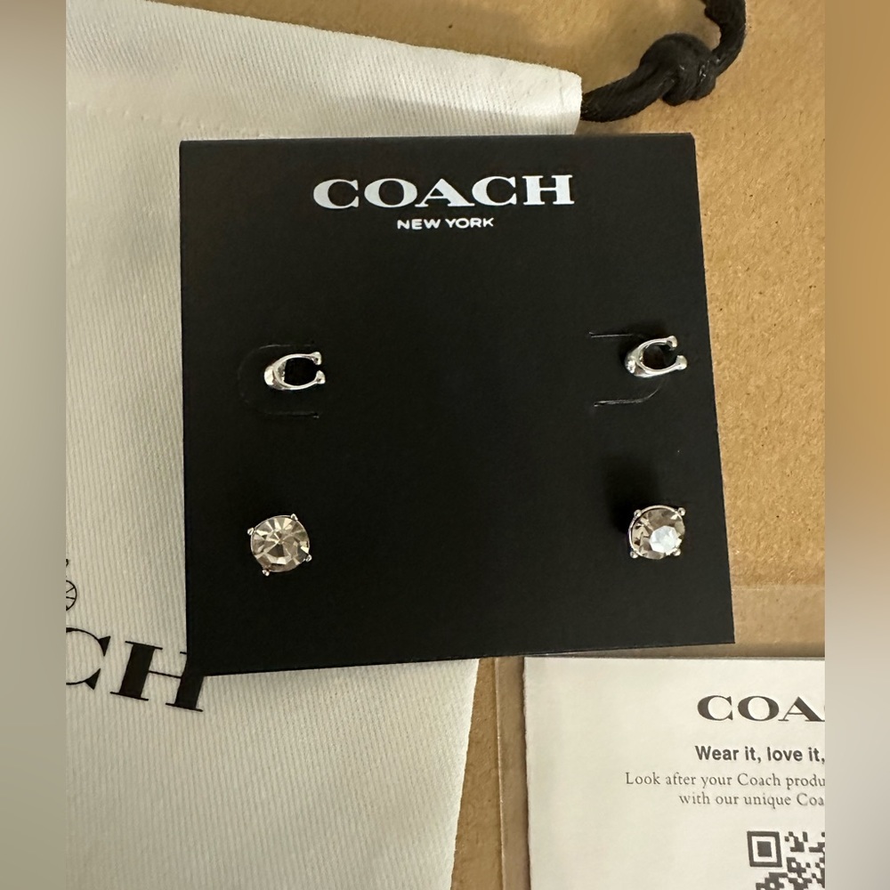 COACH Signature C and Stud Earring Set